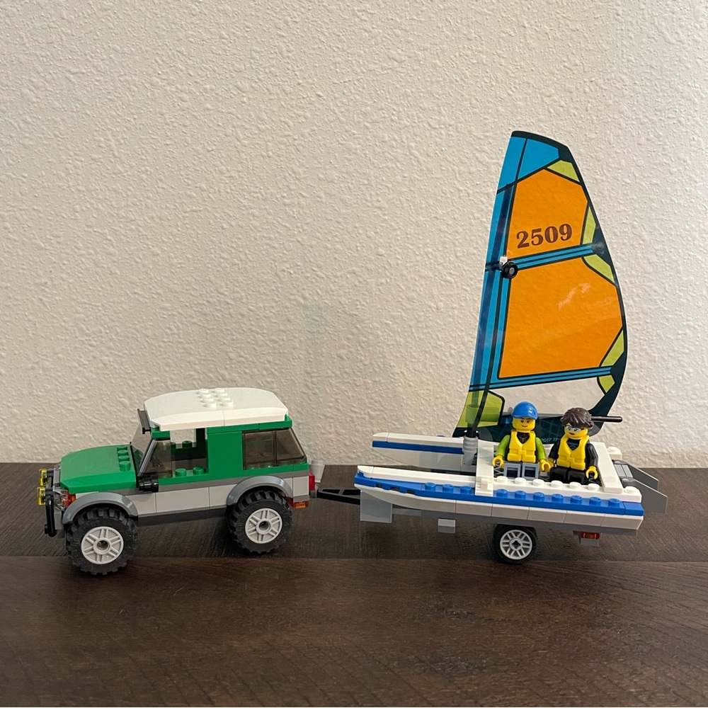 Lego City *RETIRED* 60149 4x4 with Catamaran 198 pcs Ages 5-12